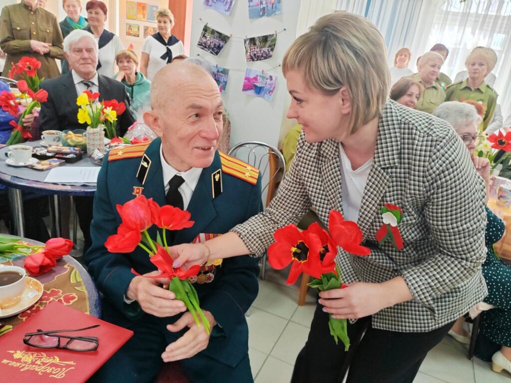 Мы непобедимы! Мы вместе! Мы едины!